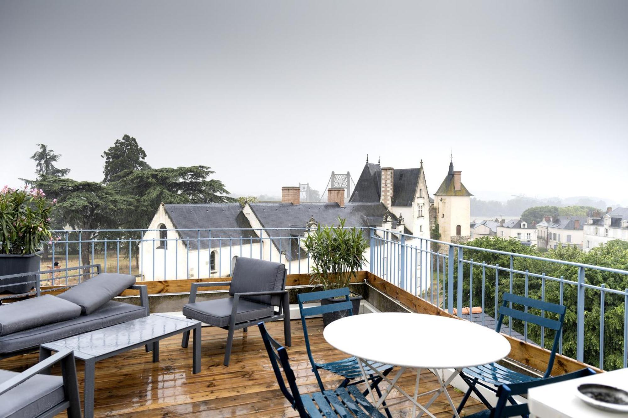 Grand Gite Terrasse Vue Loire Et Chateau D'Ancenis Luaran gambar